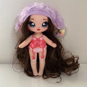 Na! Na! Na! Surprise Fashion Doll